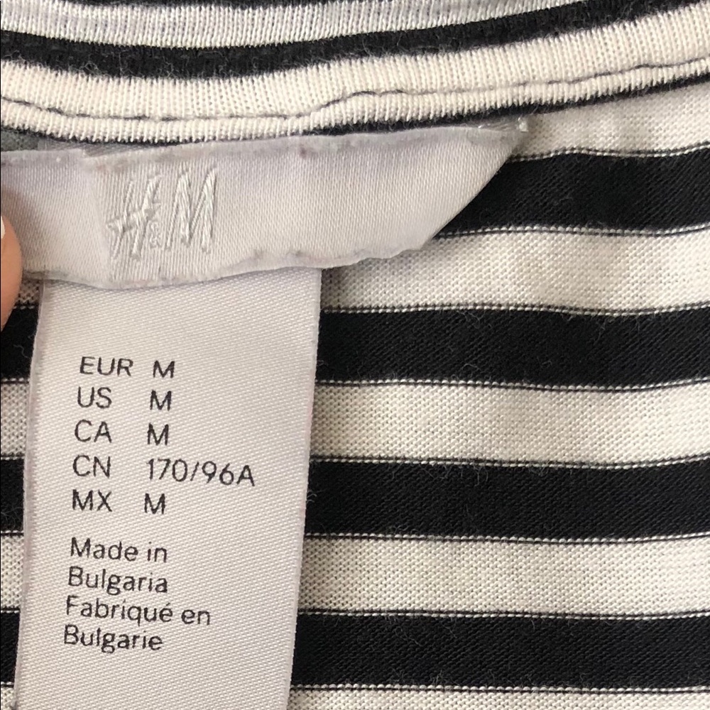 H&M Ladies Top - Picture 3 of 4